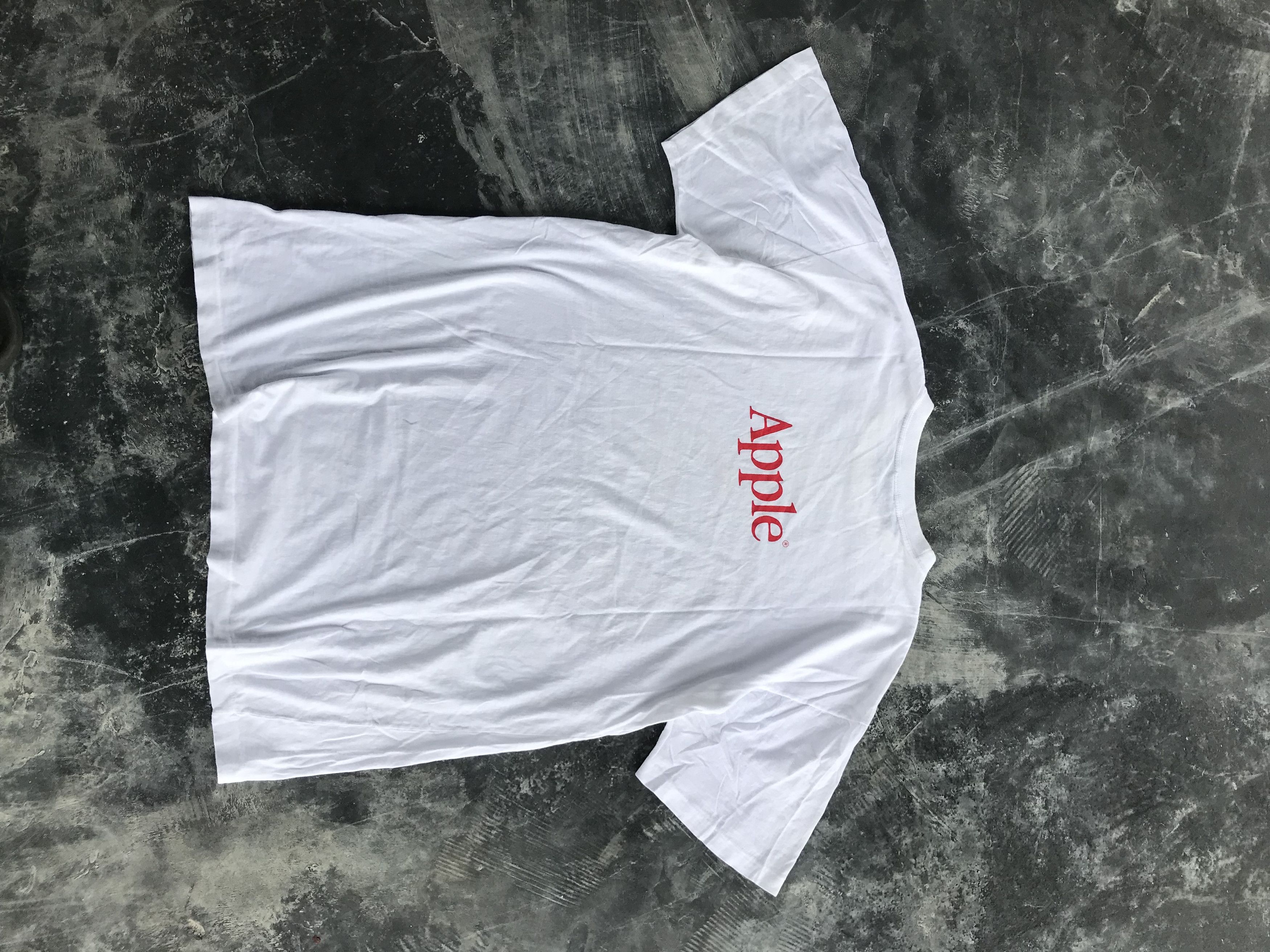Vintage Vintage Apple Macintosh Tee Size US M / EU 48-50 / 2 - 6 Thumbnail