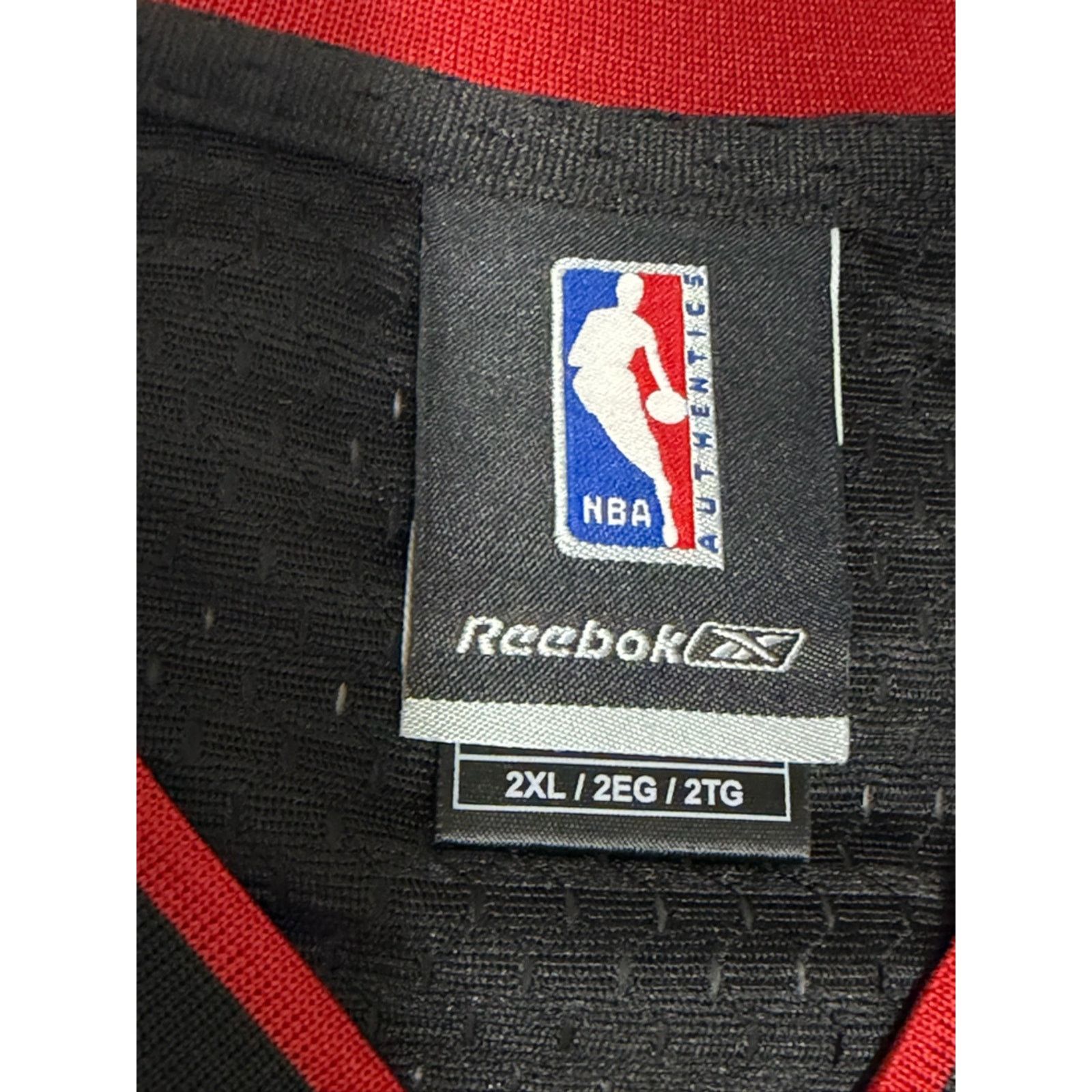 Reebok Reebok Dwyane Wade Miami Heat Sewn Swingman Jersey Authentic Size US XXL / EU 58 / 5 - 7 Thumbnail