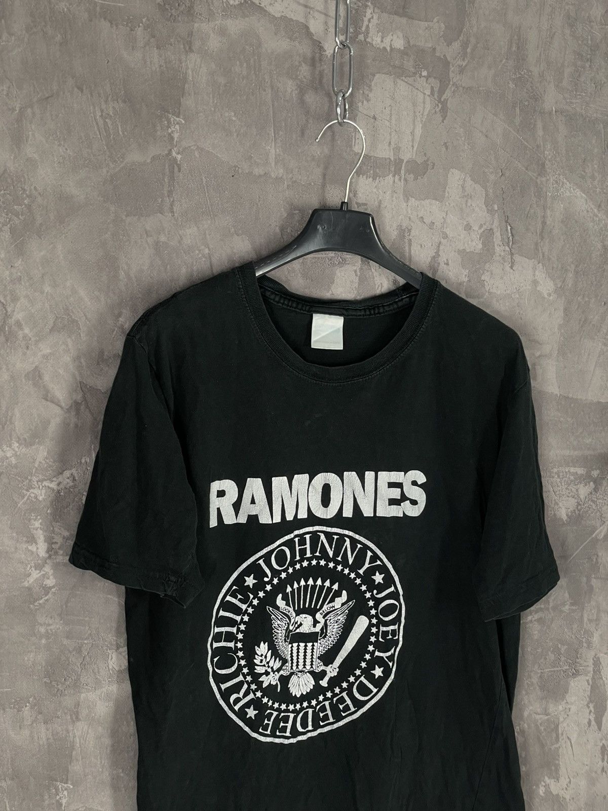 Band Tees × Vintage Ramones Goth Graphic Band T-Shirt Men’s size M Punk Size US M / EU 48-50 / 2 - 6 Thumbnail