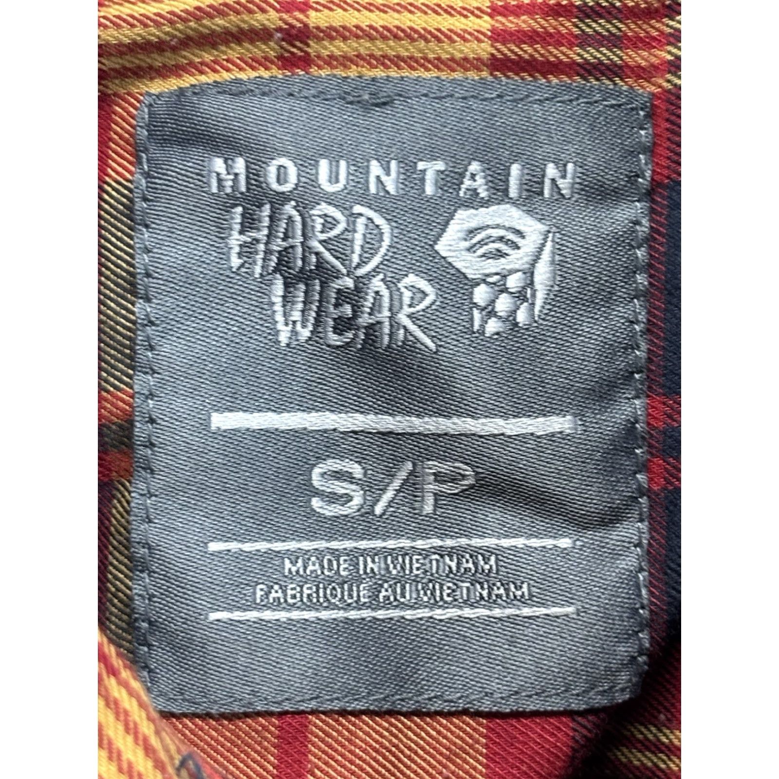 Mountain Hardwear Mountain Hardwear Men's Plaid Button Up Shirt Small Long Sleeve Red Size US S / EU 44-46 / 1 - 5 Thumbnail