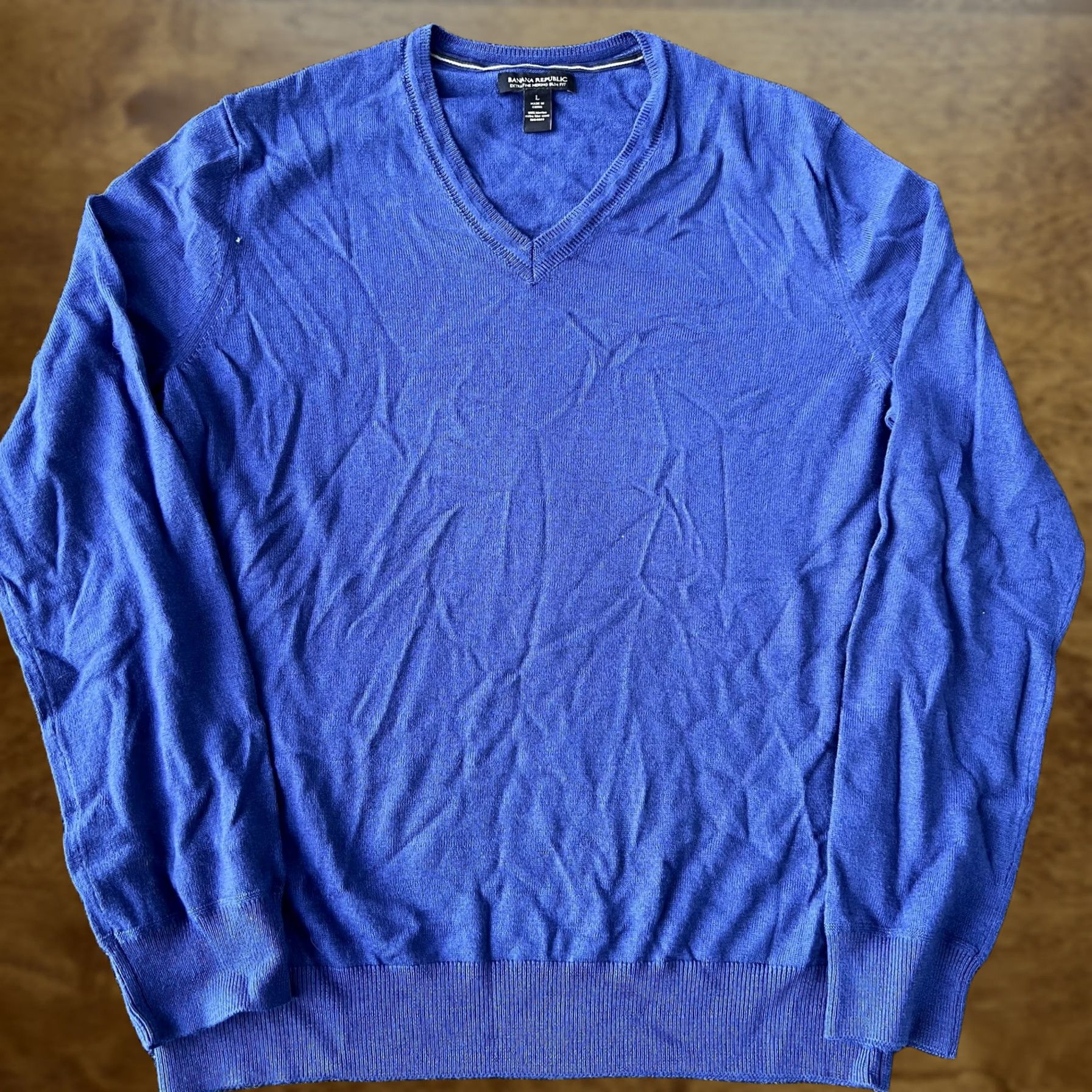 Banana Republic VINTAGE? No. Banana Republic Sweater Mens Large Blue Extrafine Merino Wool V Neck Slim Fit Shirt Mens Blue Extrafine Merino Slim Fit Knit Pullover Size US L / EU 52-54 / 3 - 1 Thumbnail