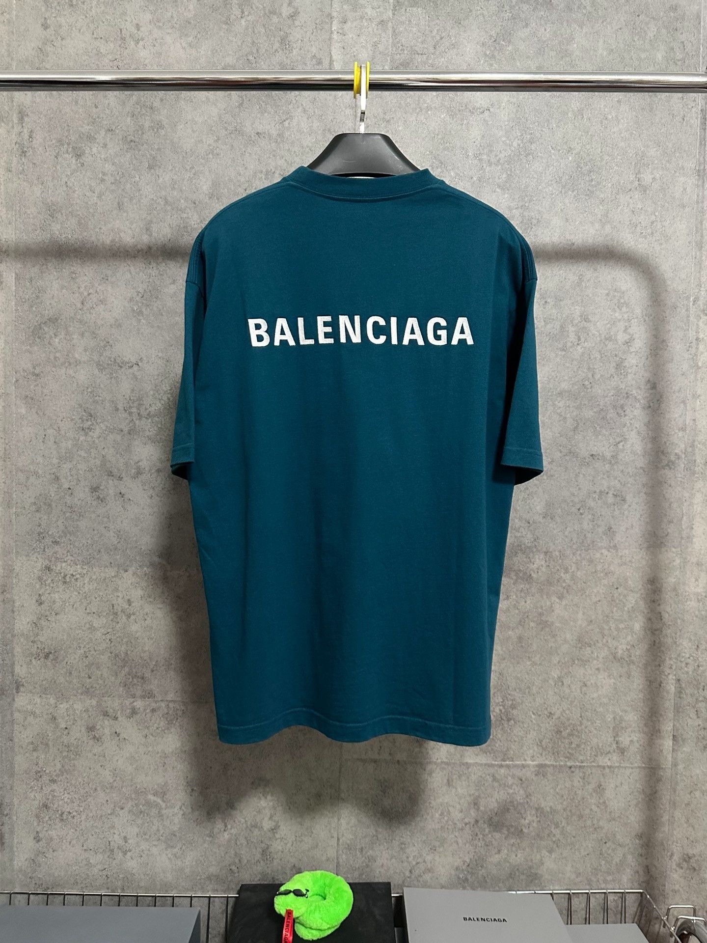 Balenciaga Balenciaga Embroidered Logo Short-Sleeve T-Shirt Size US S / EU 44-46 / 1 - 4 Thumbnail