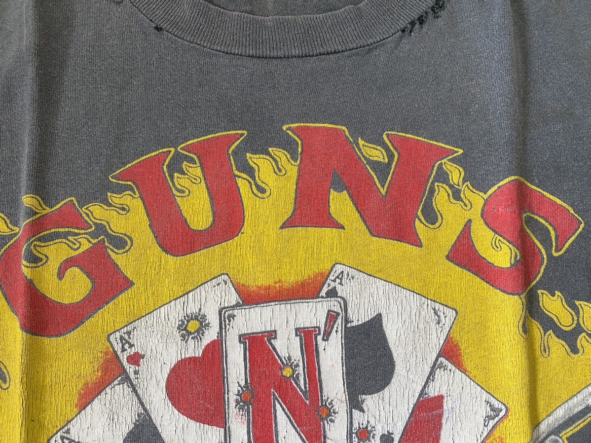 Band Tees DISTRESSED GUNS N ROSES BAND TSHIRT 1991 Size US M / EU 48-50 / 2 - 4 Thumbnail
