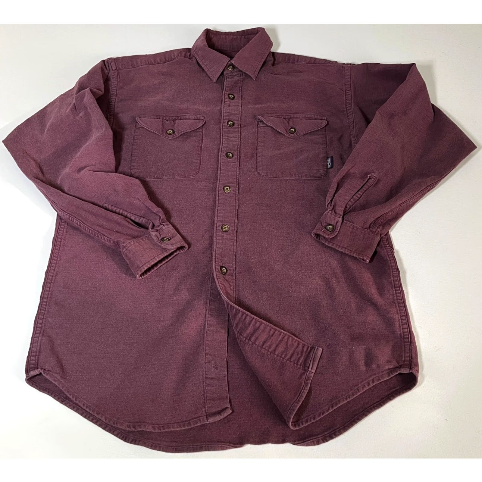 Patagonia Patagonia Men’s Vintage Button-Up Shirt Burgundy 90s Cotton Blend Flannel M Long Sleeve Collared Utility Pockets Outdoor Casual Mens Size US M / EU 48-50 / 2 - 6 Thumbnail