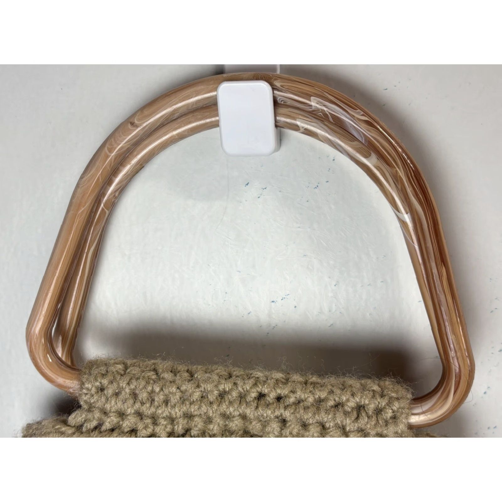 Vintage VINTAGE Purse Crochet Macrame Brown Hipppy Boho 1970s Lined Plastic Handles Unbranded Womens Bag Size ONE SIZE - 3 Thumbnail