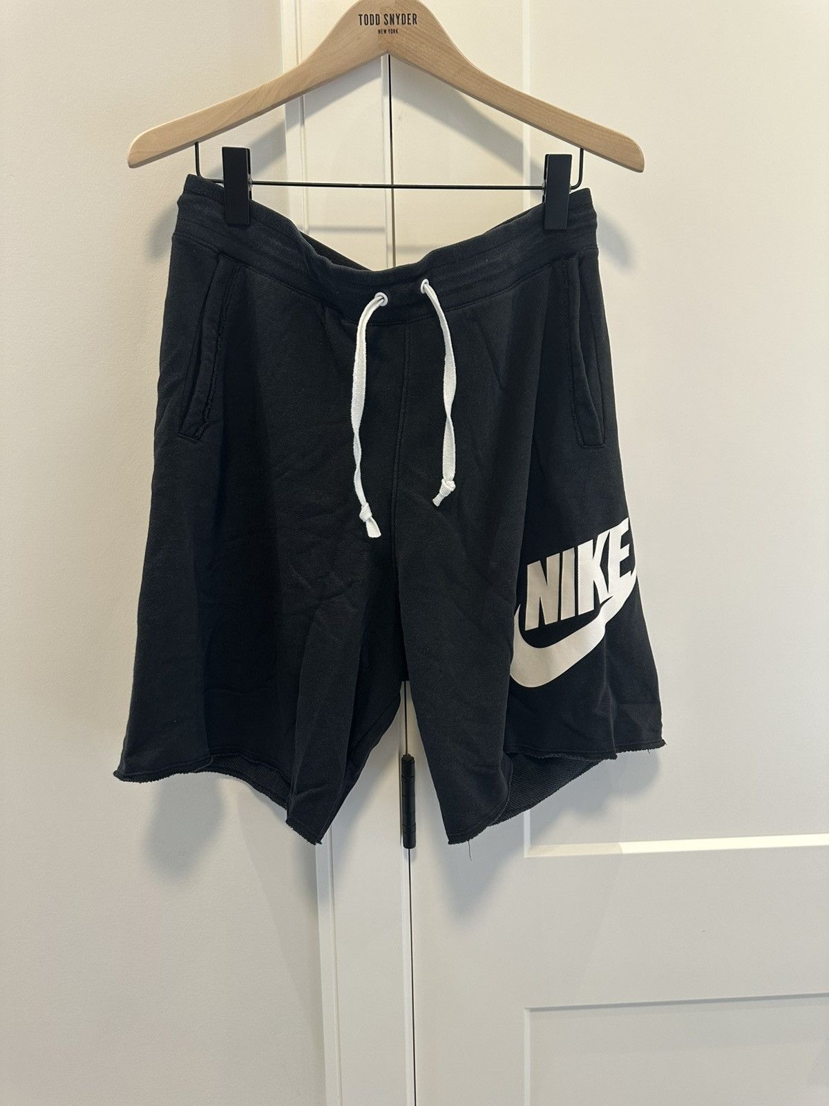 Nike Nike sweat shorts Size US 34 / EU 50 - 1 Thumbnail