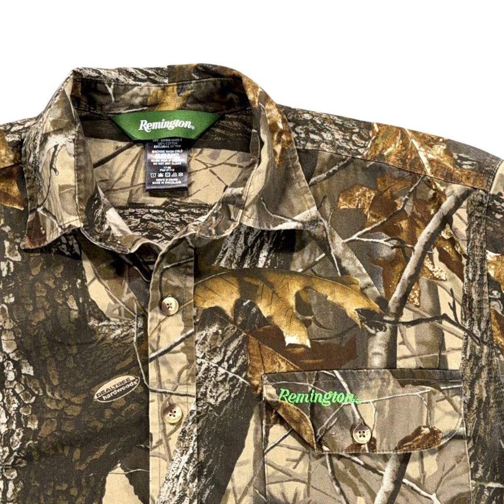 Realtree Remington Shirt Adult MEDIUM Brown Camo Hunting Realtree Hardwoods Outdoor Logo Shirt Size US M / EU 48-50 / 2 - 2 Thumbnail
