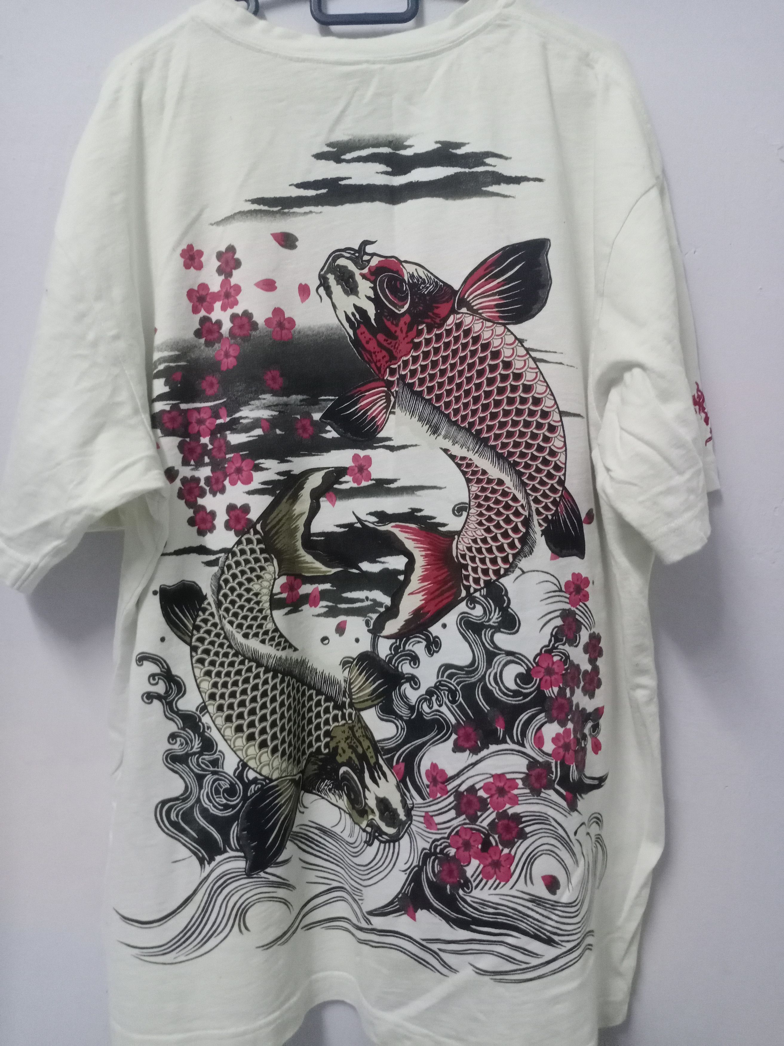 Japanese Brand Sukajan koi tshirt Size US XL / EU 56 / 4 - 1 Thumbnail