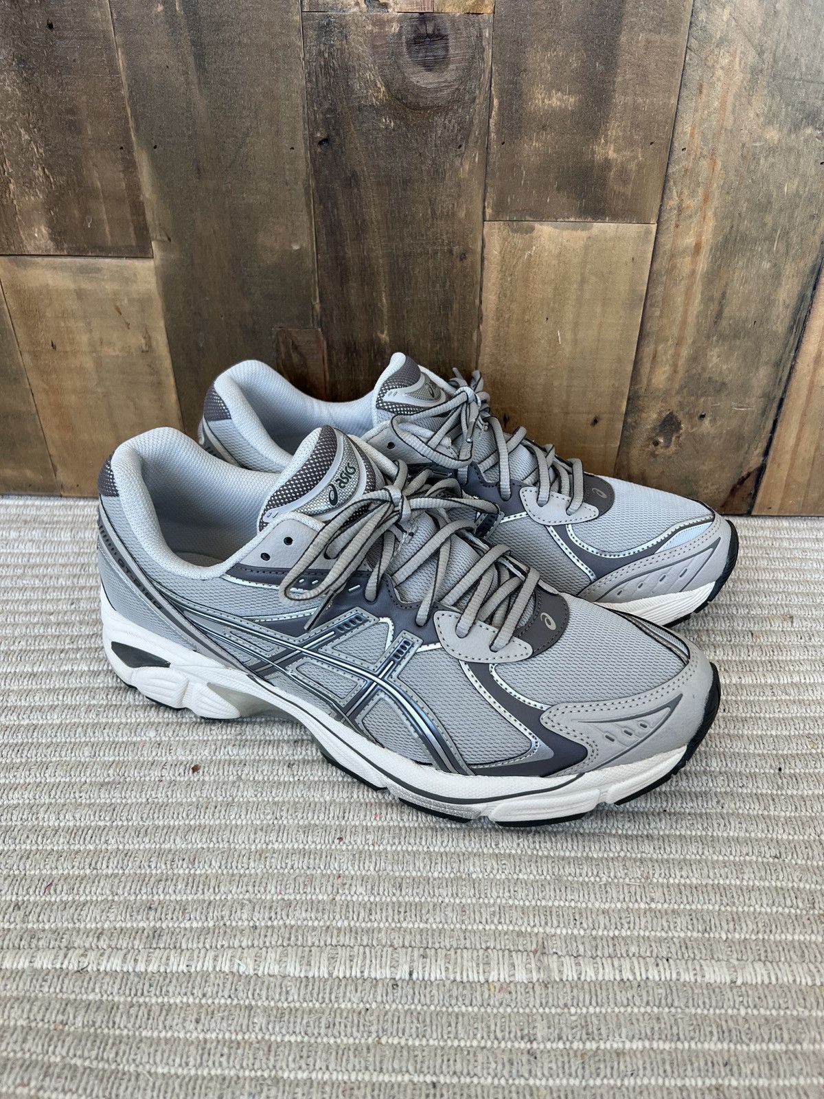 Asics ASICS GT-2160 Oyster Grey / Carbon Size US 11 / EU 44 - 1 Thumbnail