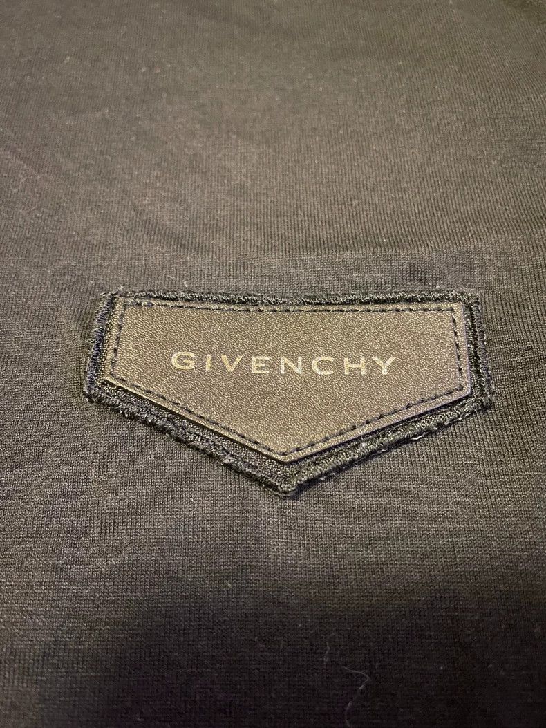 Givenchy Givenchy T-Shirt Size US M / EU 48-50 / 2 - 3 Thumbnail