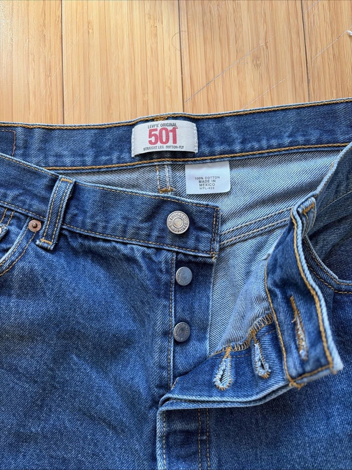 Levi's Levis 501 Jeans Mens 36 Straight Leg Button Fly Size US 38 / EU 54 - 2 Thumbnail