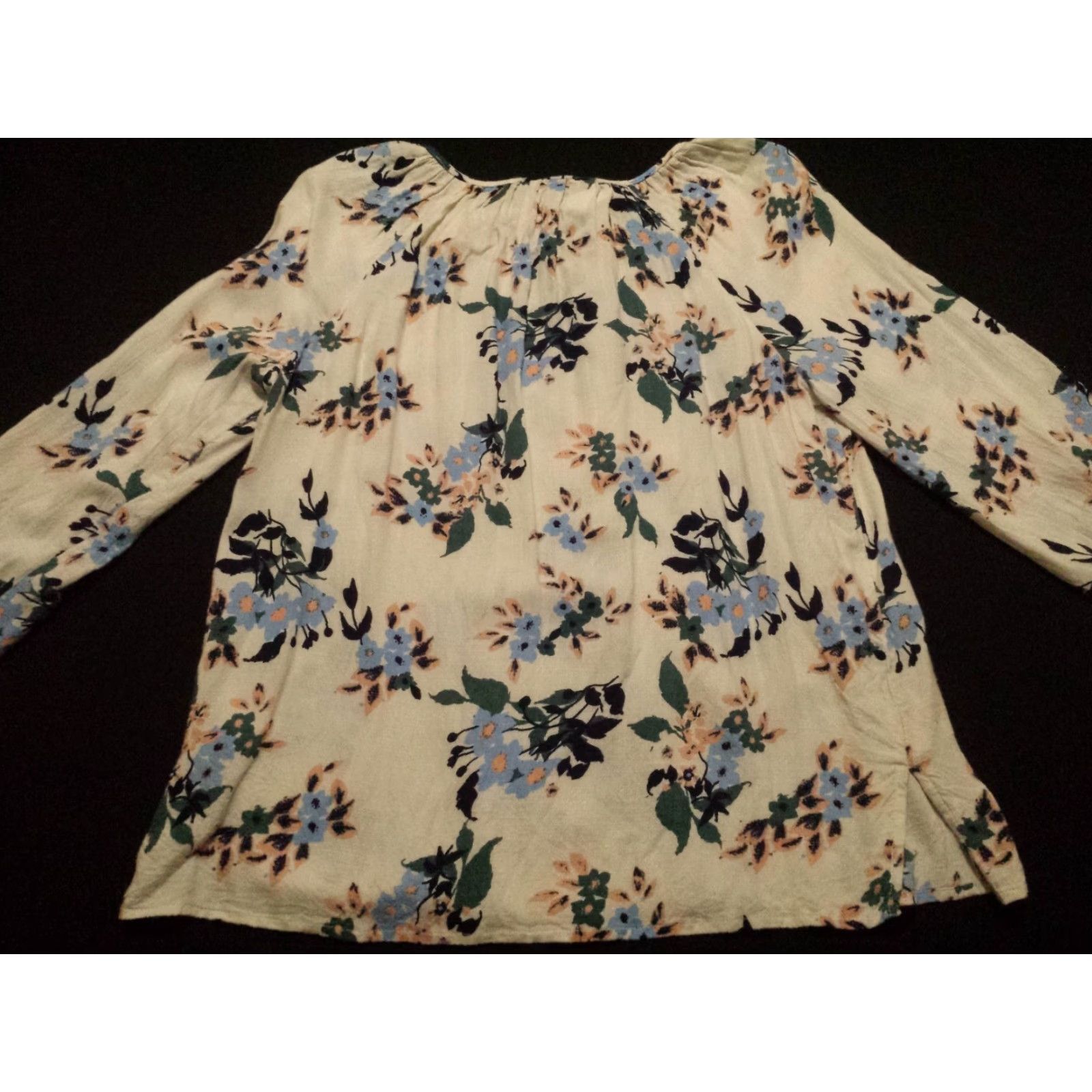 Lucky Brand Lucky Brand Blouse Shirt Womens Small 3/4 Sleeve Multicolor Floral Round Neck Pullover Size S / US 4 / IT 40 - 5 Thumbnail