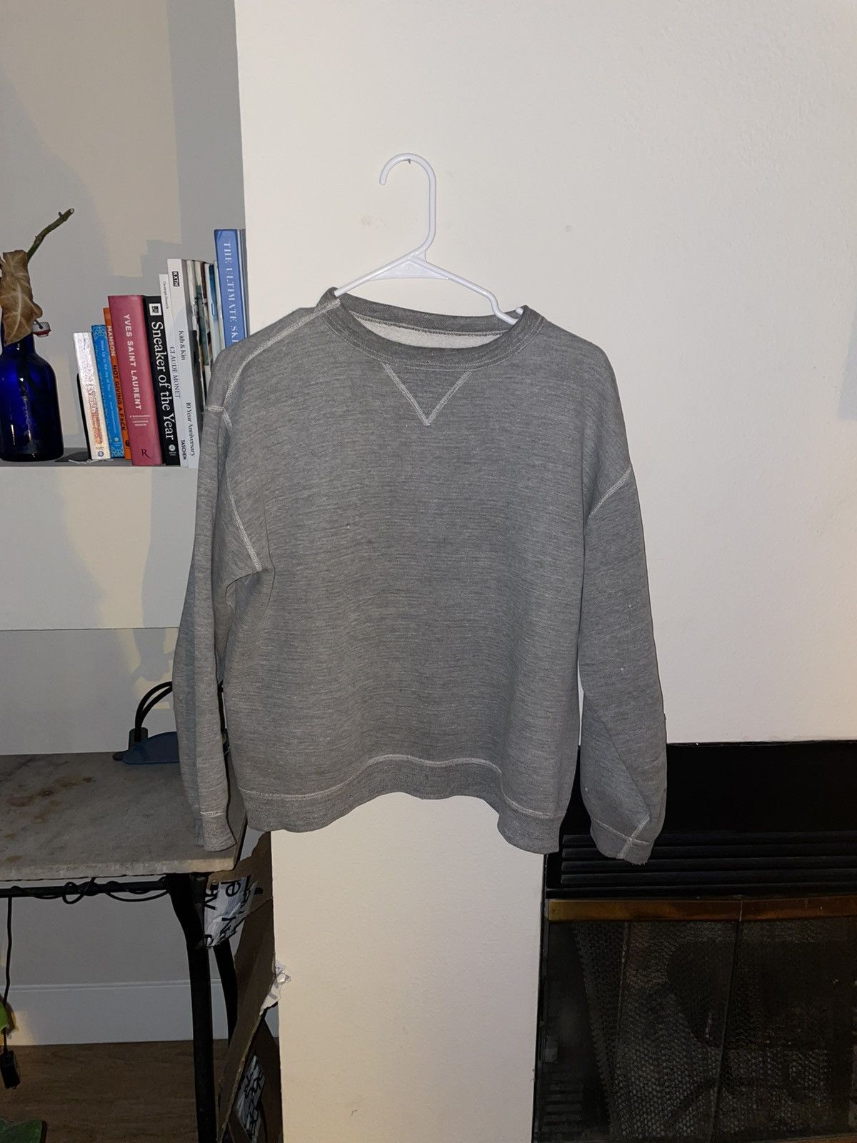 60s sweatshirt