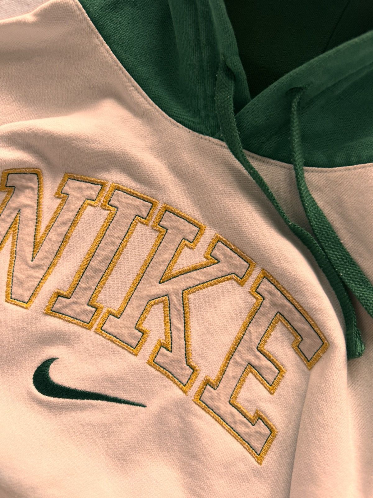 Nike × Vintage NIKE VINTAGE CENTER LOGO OVERSIZE BOXY HOODIE Size US S / EU 44-46 / 1 - 5 Thumbnail