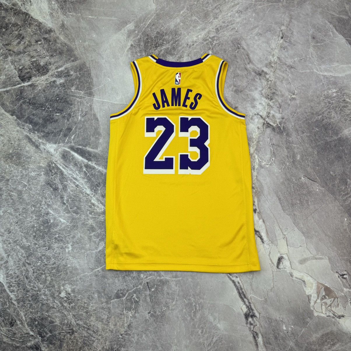 NBA × Nike Nike Swingman Los Angeles Lakers LeBron James #23 Jersey M Size US M / EU 48-50 / 2 - 2 Thumbnail