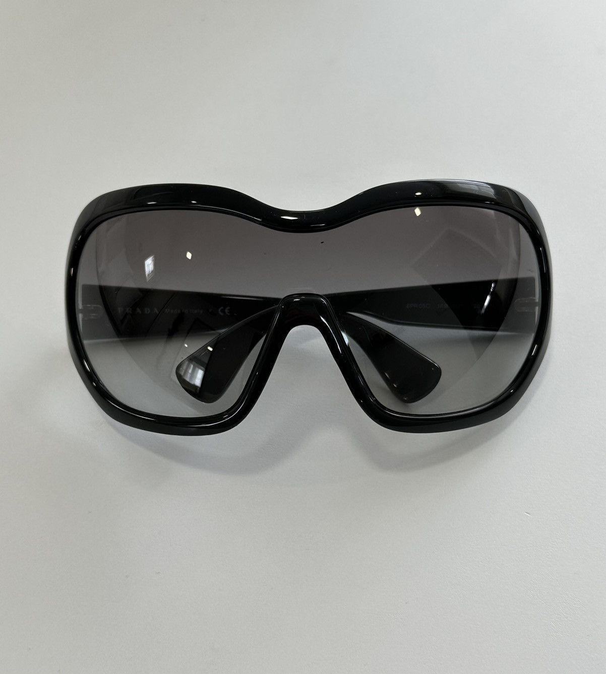 The Illusion Sunglasses - Black