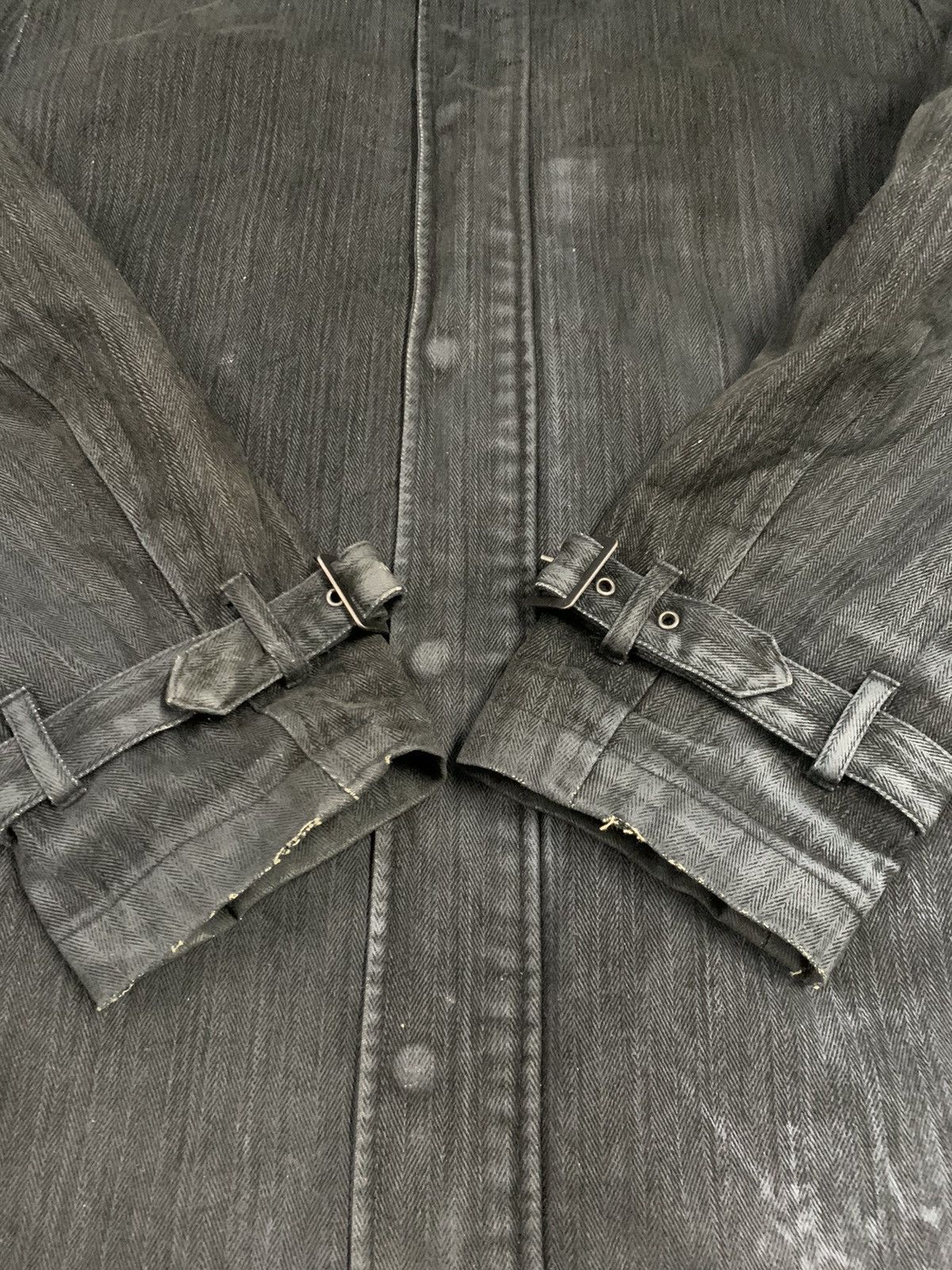 Kansai Yamamoto Kansai Yamamoto Buckle Collar Bondage Faded Denim Jacket Size US L / EU 52-54 / 3 - 11 Thumbnail
