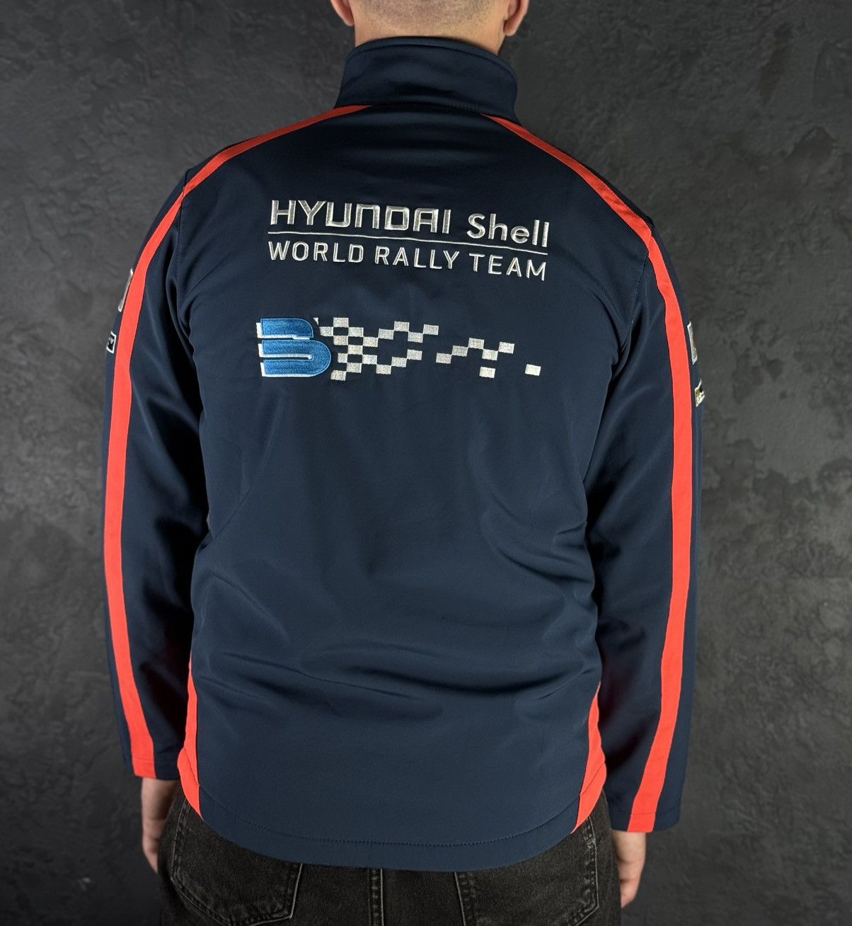 Vintage Men’s Hyundai WRC Softshell Windproof Racing Michelin Jacket Size US M / EU 48-50 / 2 - 3 Thumbnail