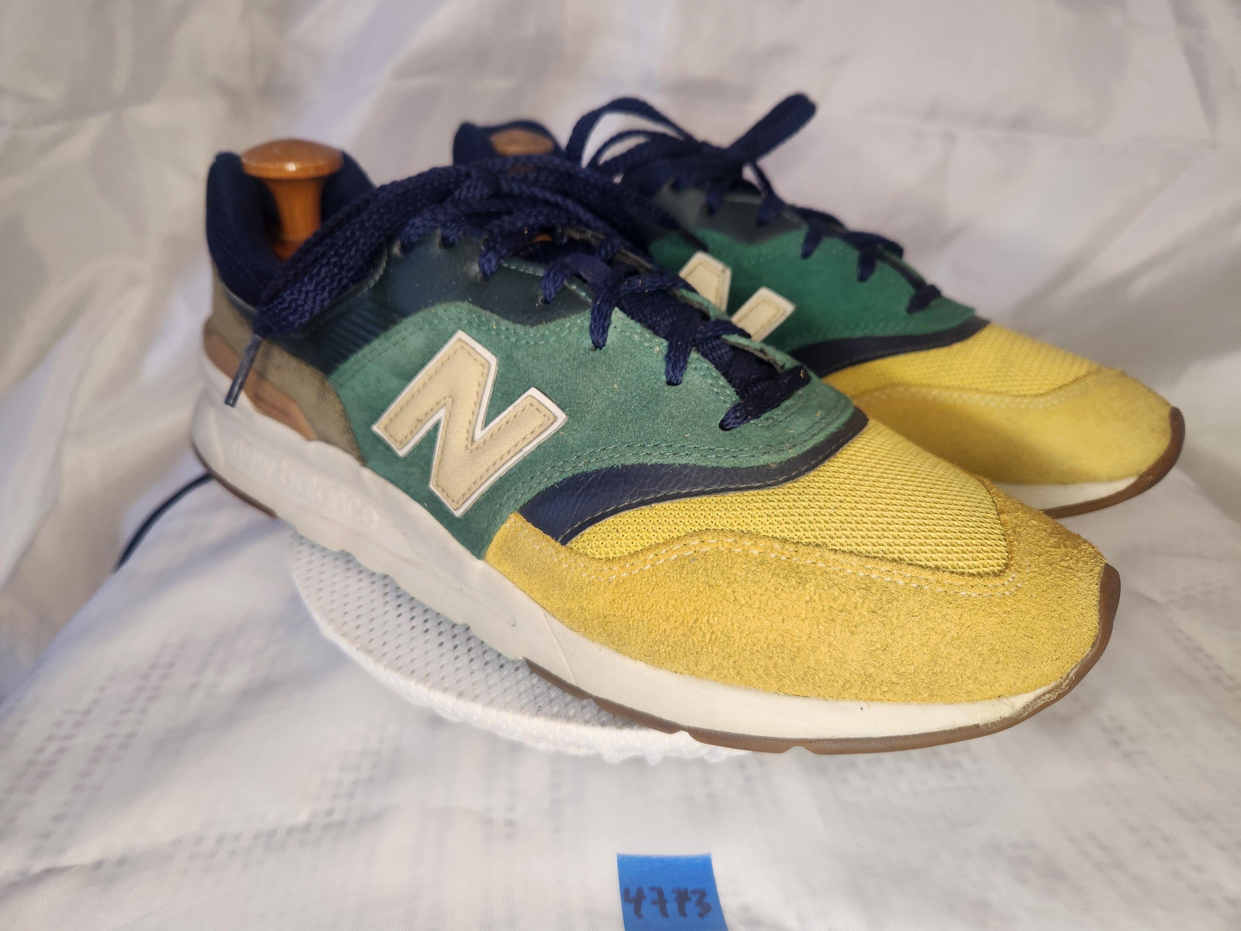 New Balance CM997HVN SPRUCE GOLD BODEGA Size US 11 / EU 44 - 2 Thumbnail