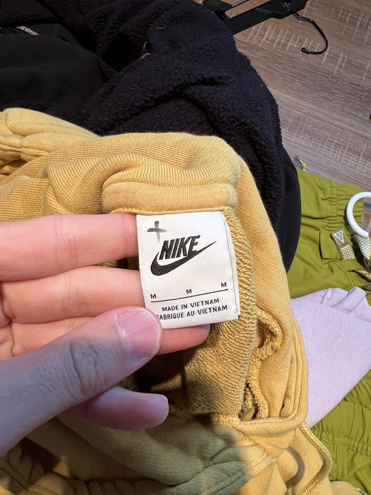 Nike Nike Hoodie Womens Size M Pullover Center Swoosh Oversized Size M / US 6-8 / IT 42-44 - 6 Thumbnail