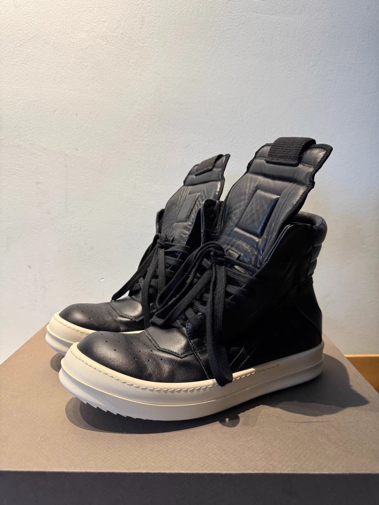 Rick Owens Rick Owens main line inverted triangle sneakers Size US 8 / IT 38 - 1 Thumbnail