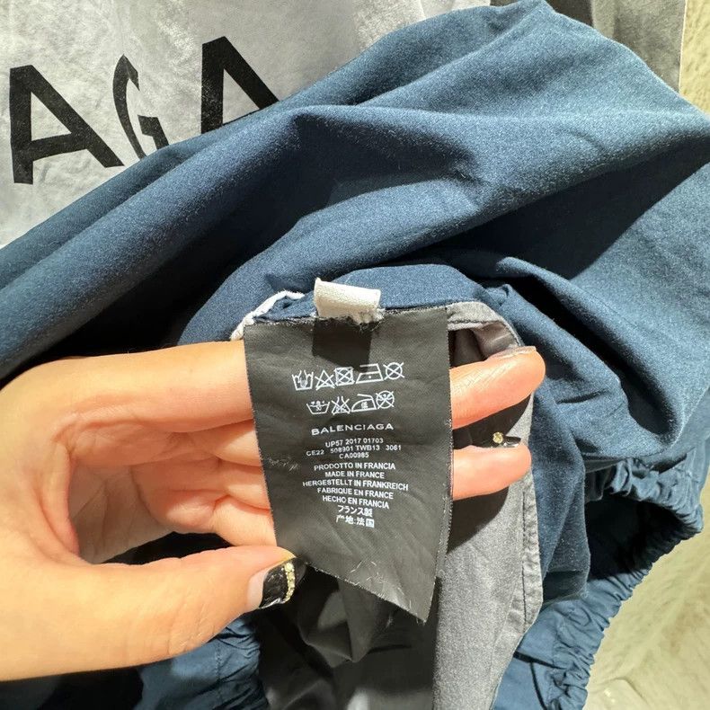 Balenciaga Balenciaga Grey and Blue Patchwork Windbreaker Size US S / EU 44-46 / 1 - 5 Thumbnail