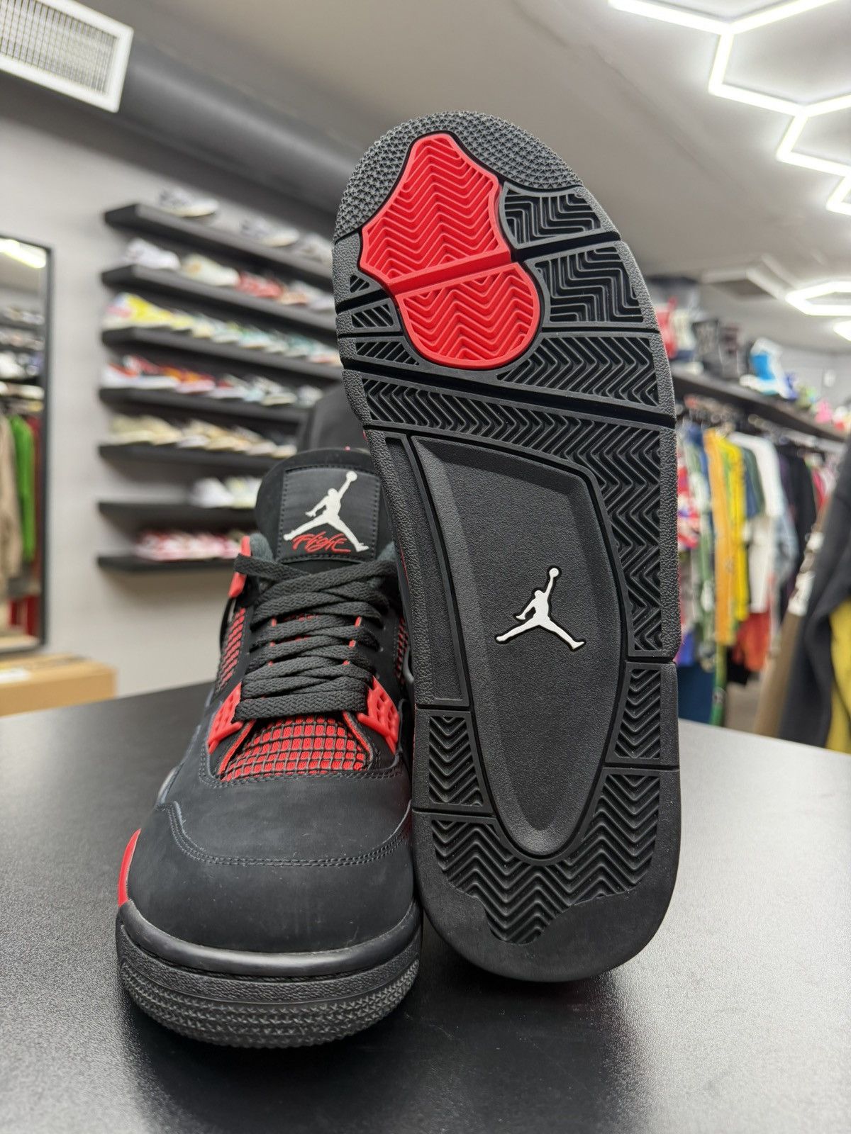 Jordan Brand Size 11.5 - Jordan 4 Retro Red Thunder Size US 11.5 / EU 44-45 - 9 Thumbnail