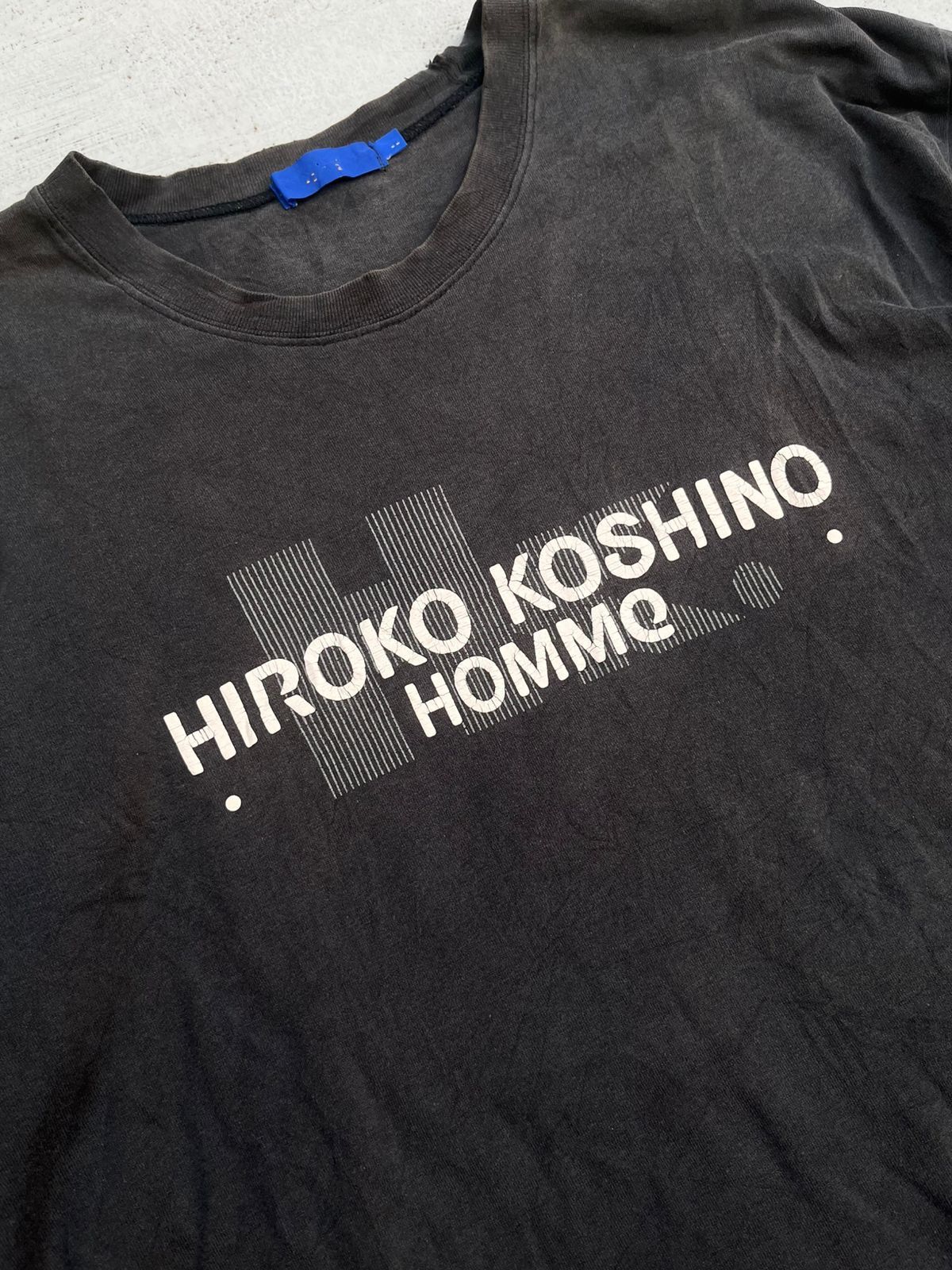 Hiroko Koshino Homme Hiroko Koshino Homme Faded Black Tshirt Tee Y2k LGB Size US S / EU 44-46 / 1 - 2 Thumbnail