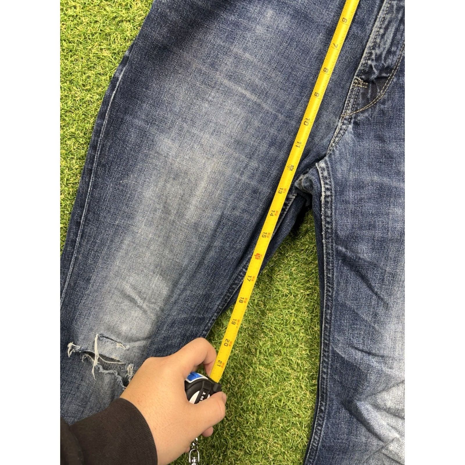 Vintage Levis 531 Jeans Mens 34x32 Blue Straight Leg Denim Classic Modern Fit Stretch Slim 5-Pocket Design Mens Blue Jeans Regular Fit 34 Size US 34 / EU 50 - 4 Thumbnail