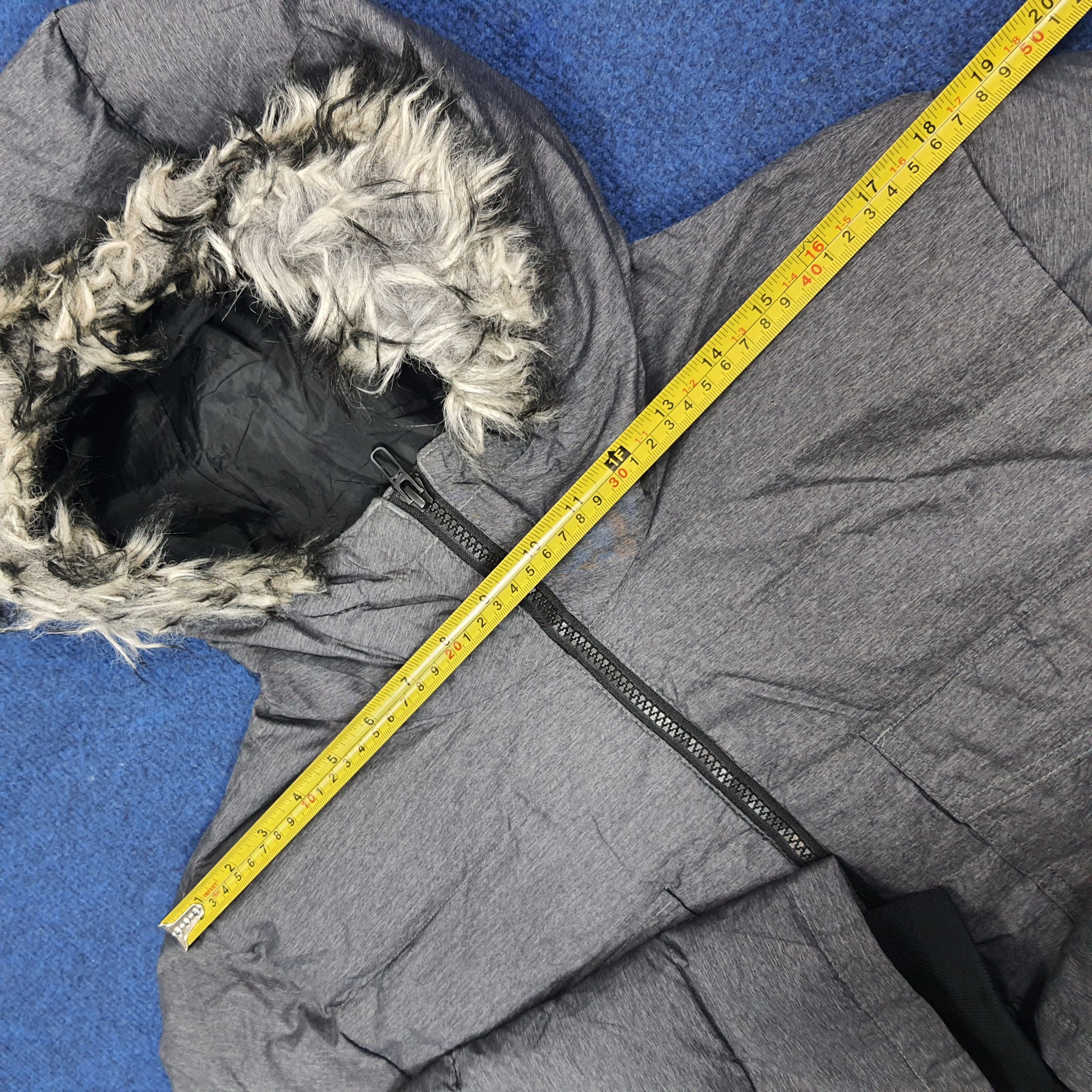 Adidas Vintage Adidas Fur Custom Yohji Yamamoto Logo Parka C278N25 Size US M / EU 48-50 / 2 - 13 Thumbnail