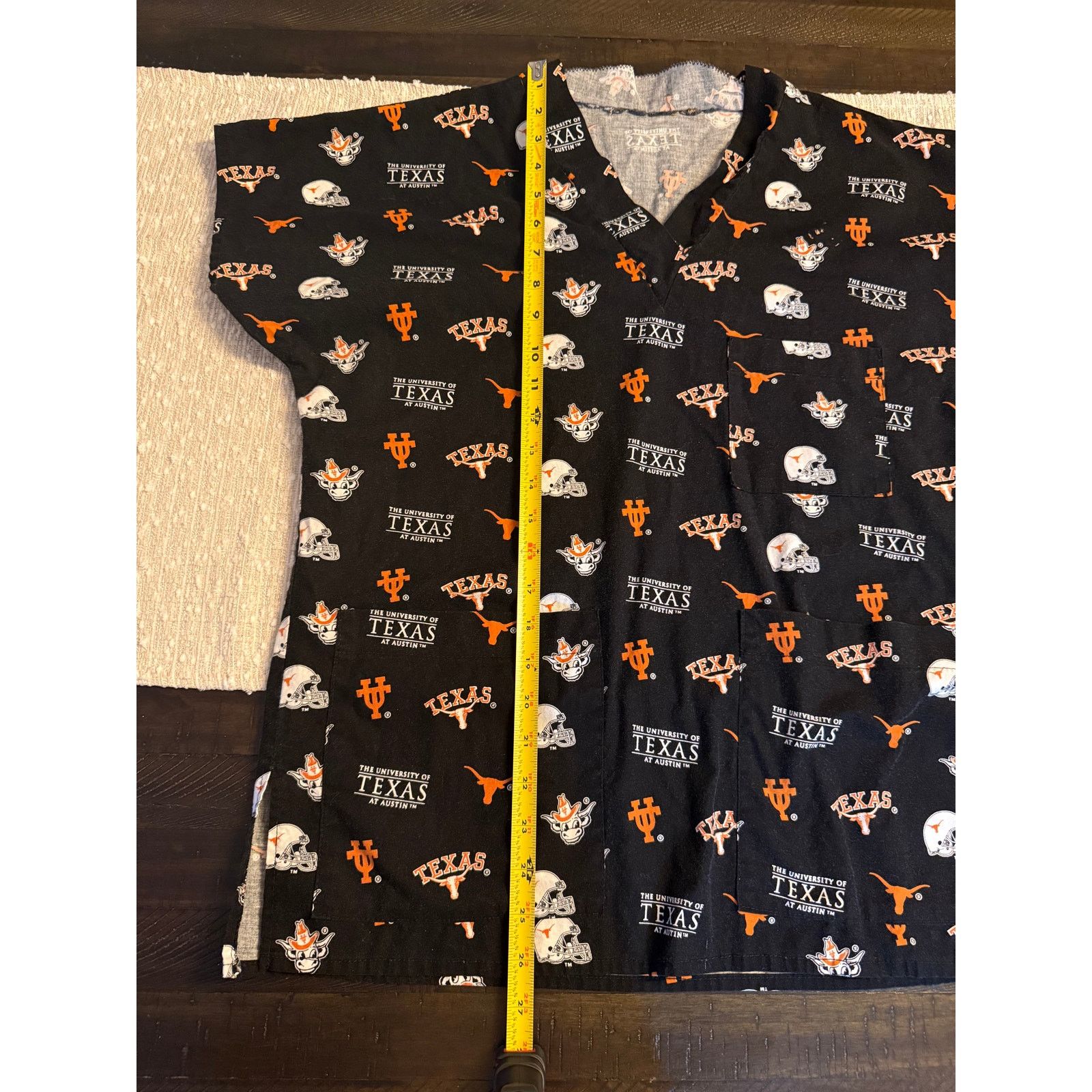 Other University of Texas Longhorns Scrub Top Size M / US 6-8 / IT 42-44 - 6 Thumbnail
