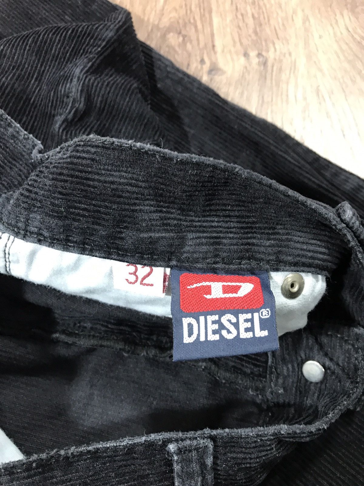 Diesel × Vintage Vintage Diesel Velvet Pants Size 32 Size US 32 / EU 48 - 6 Thumbnail