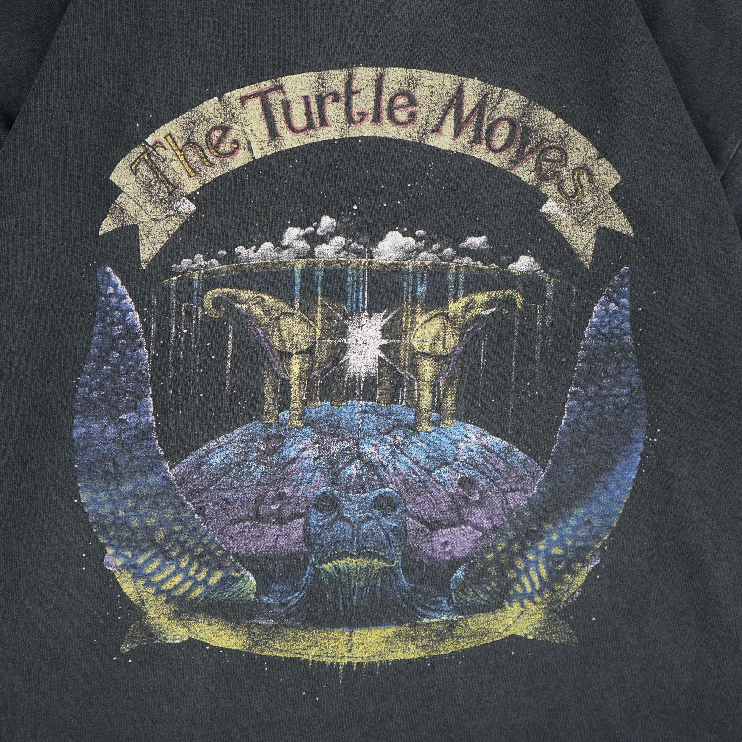 Arts & Science × Vintage Vintage 90s Big Turtle Holds Earth T-Shirt Size US XL / EU 56 / 4 - 2 Thumbnail