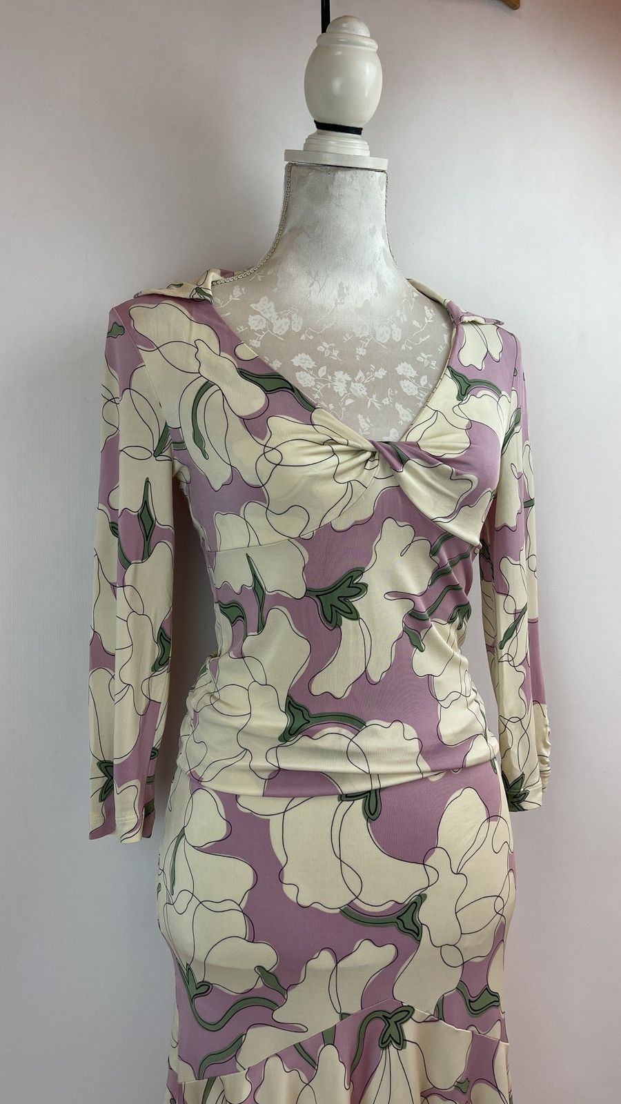 Moschino × Vintage Moschino Cheap and Chic Set Blouse + Skirt Size M / US 6-8 / IT 42-44 - 2 Thumbnail