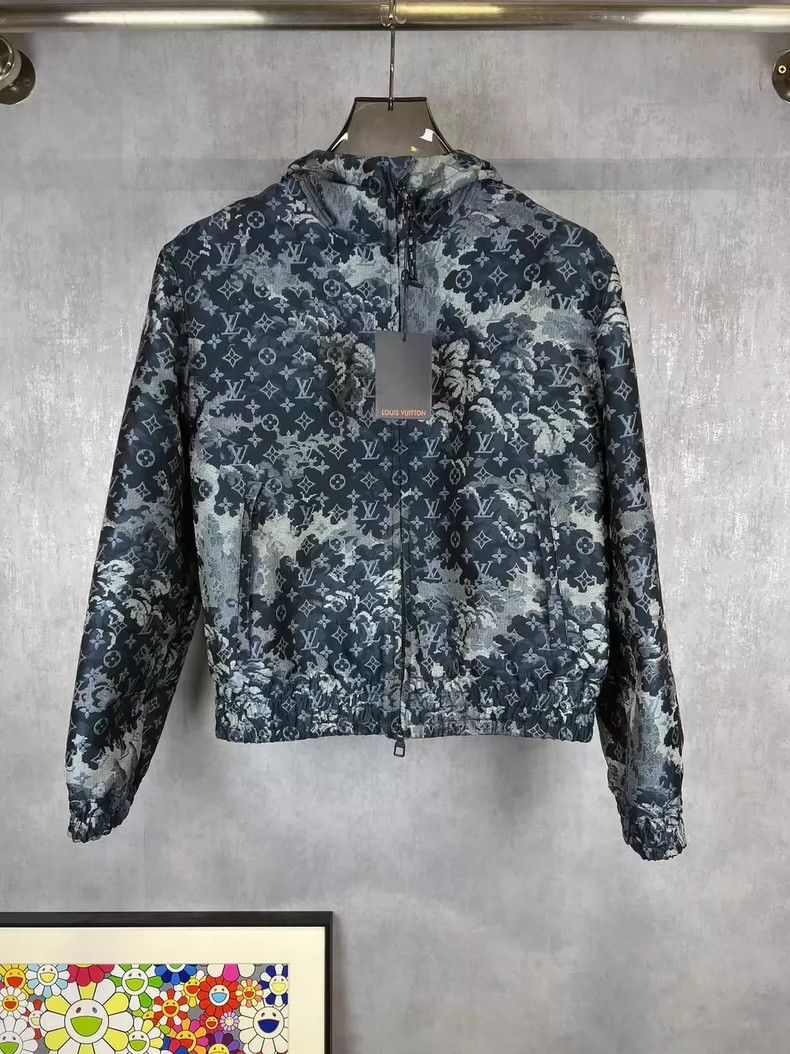 Louis Vuitton louis vuitton Tapestry jacket full of presbyopia jacket 25 Size US S / EU 44-46 / 1 - 1 Thumbnail