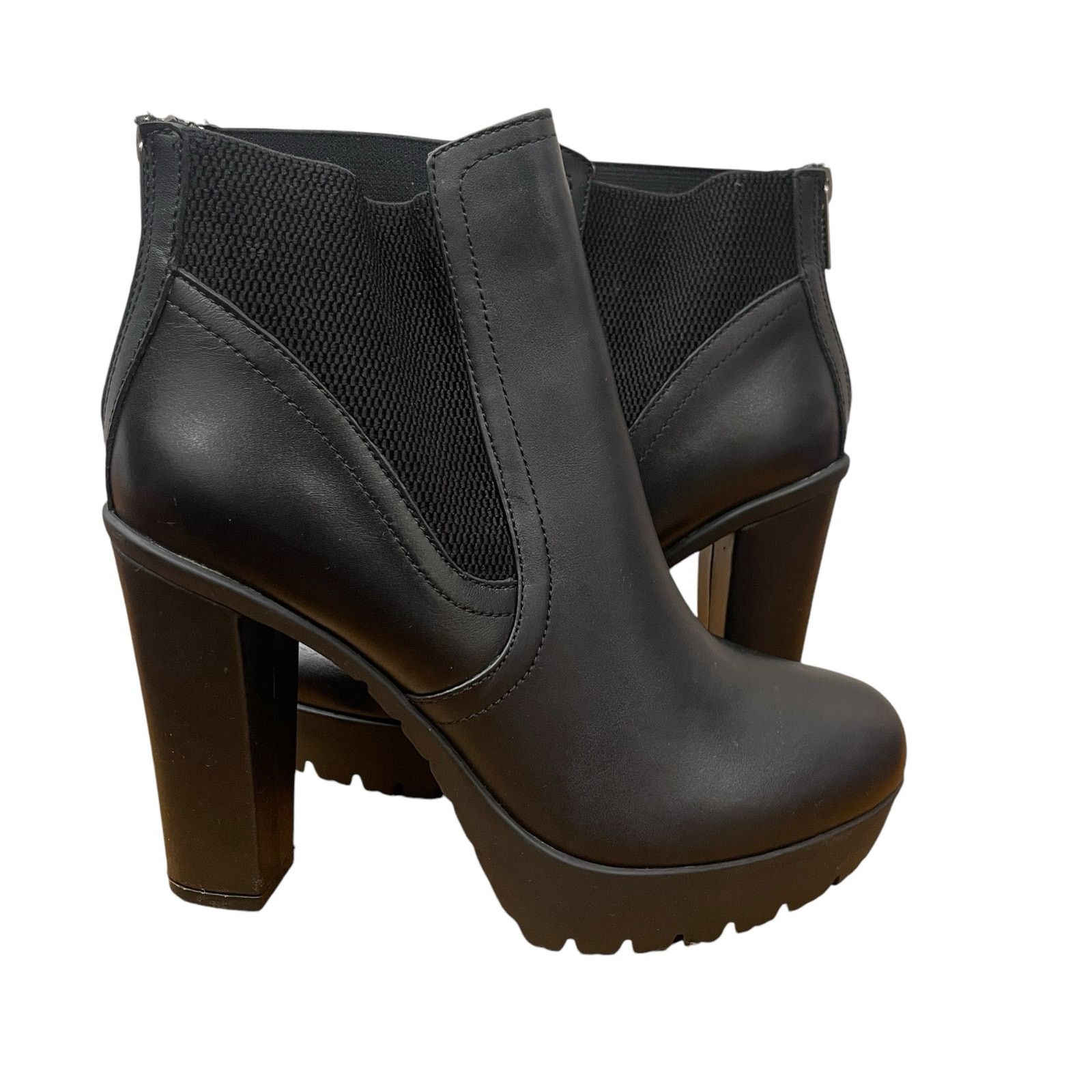 Steve Madden Amandaa Black Leather Ankle Bootie Size 8.5