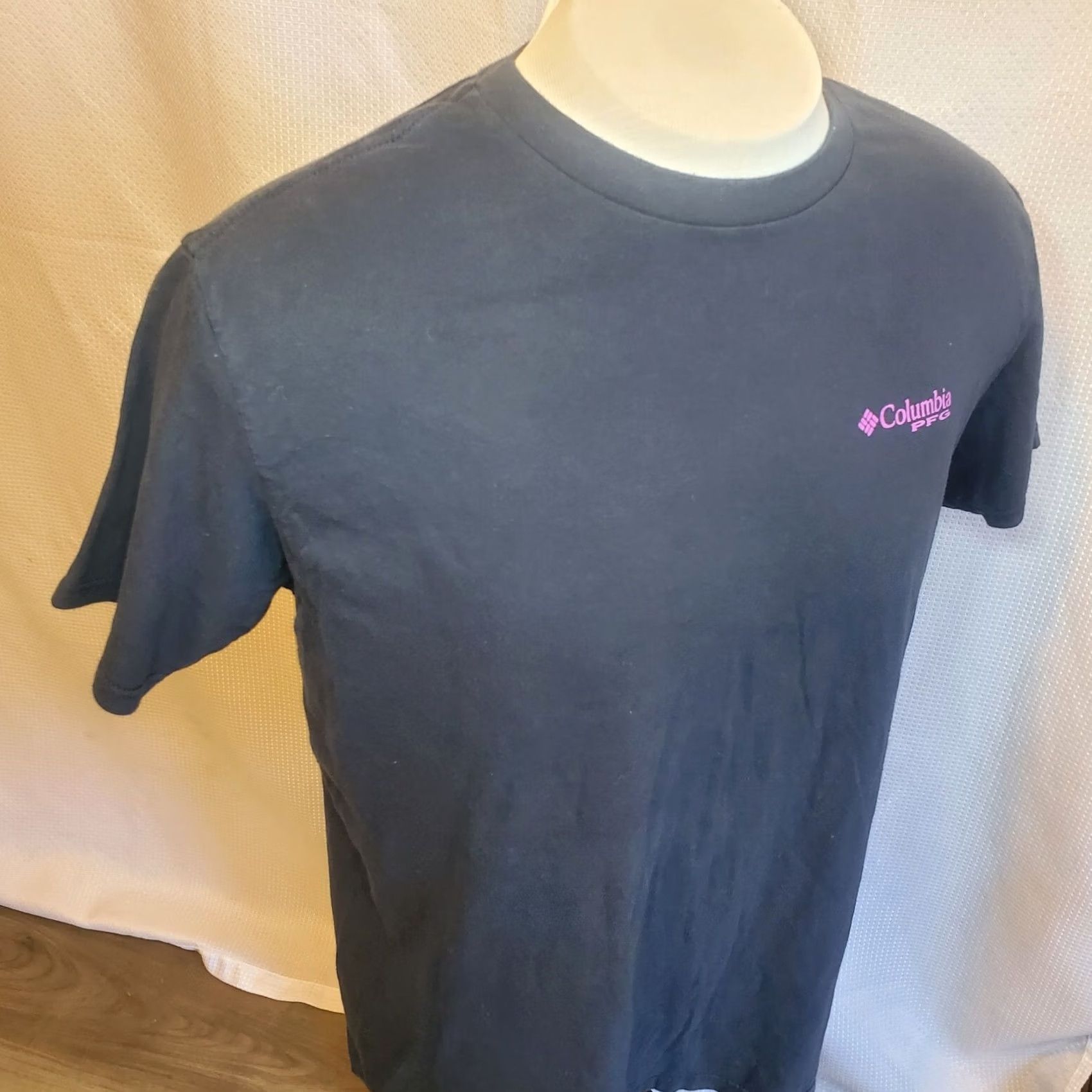 Vintage Relevant Keywords: "Columbia PFG Shirt," "Mens," "Large," "Black," "Pro Fishing," "Graphic," "Short Sleeve," "Tee. Size US L / EU 52-54 / 3 - 4 Thumbnail