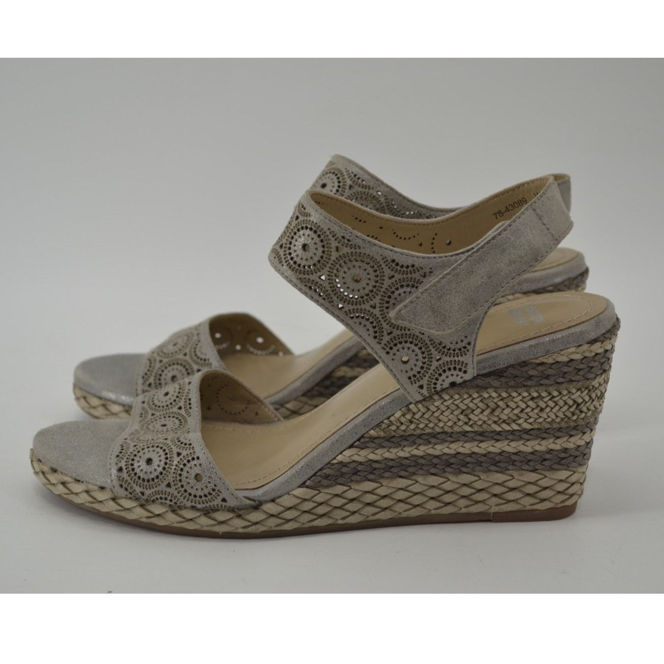 Johnston & Murphy Johnston & Murphy Wedge Sandals Gray Cutout Espadrille 7.5 Size US 7.5 / IT 37.5 - 11 Thumbnail