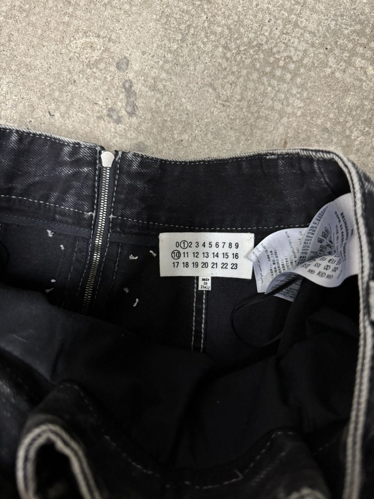 Maison Margiela Maison Margiela SS2023 Painted Skirt Size 27" / US 4 / IT 40 - 12 Thumbnail