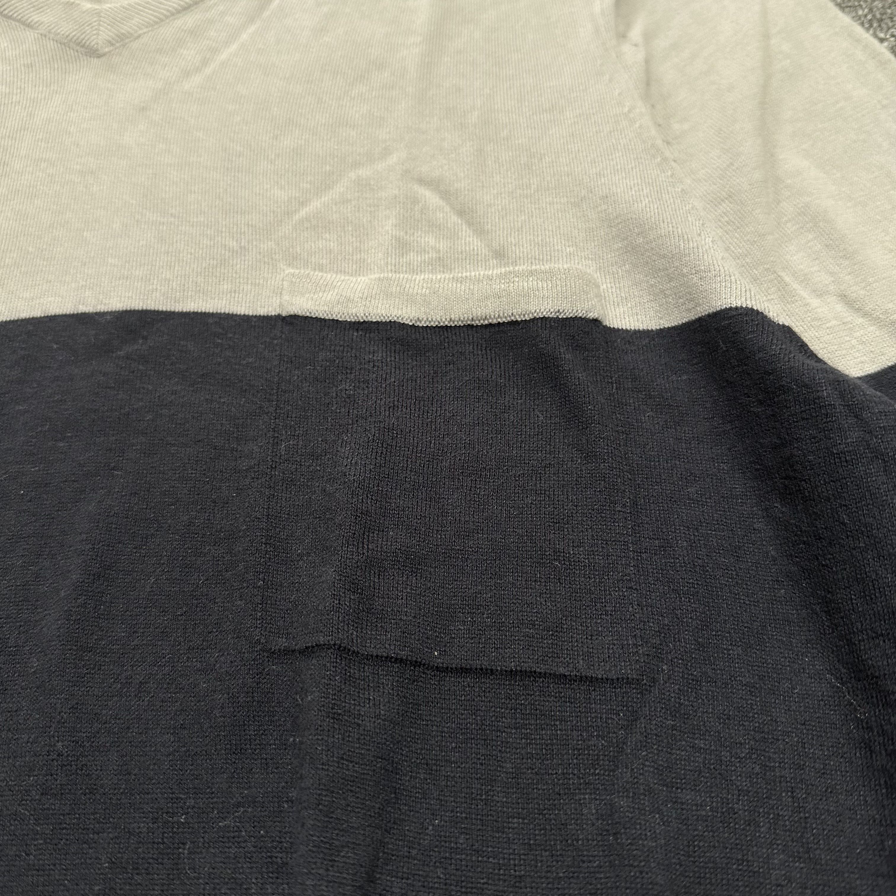 Louis Vuitton Louis Vuitton Vneck Knitwear Size US XS / EU 42 / 0 - 3 Thumbnail