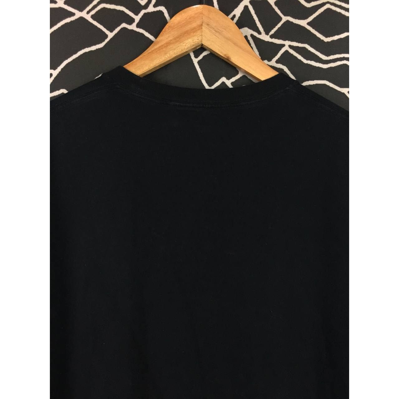 Anime Uniqlo X Demon Slayer Kimetsu no Yaiba Zenitsu Agatsuma Tee Size US M / EU 48-50 / 2 - 6 Thumbnail