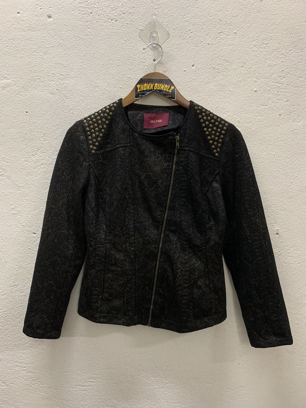 Japanese Brand Velvet Jacket Nice Design Size M / US 6-8 / IT 42-44 - 1 Thumbnail