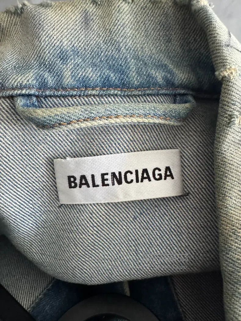 Balenciaga Balenciaga Graffiti Denim Jacket Size XXS / US 00 / IT 34 - 6 Thumbnail