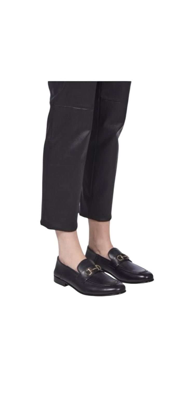 Salvatore Ferragamo Ferragamo Gancini Ornament Loafer Size US 7.5 / IT 37.5 - 3 Thumbnail
