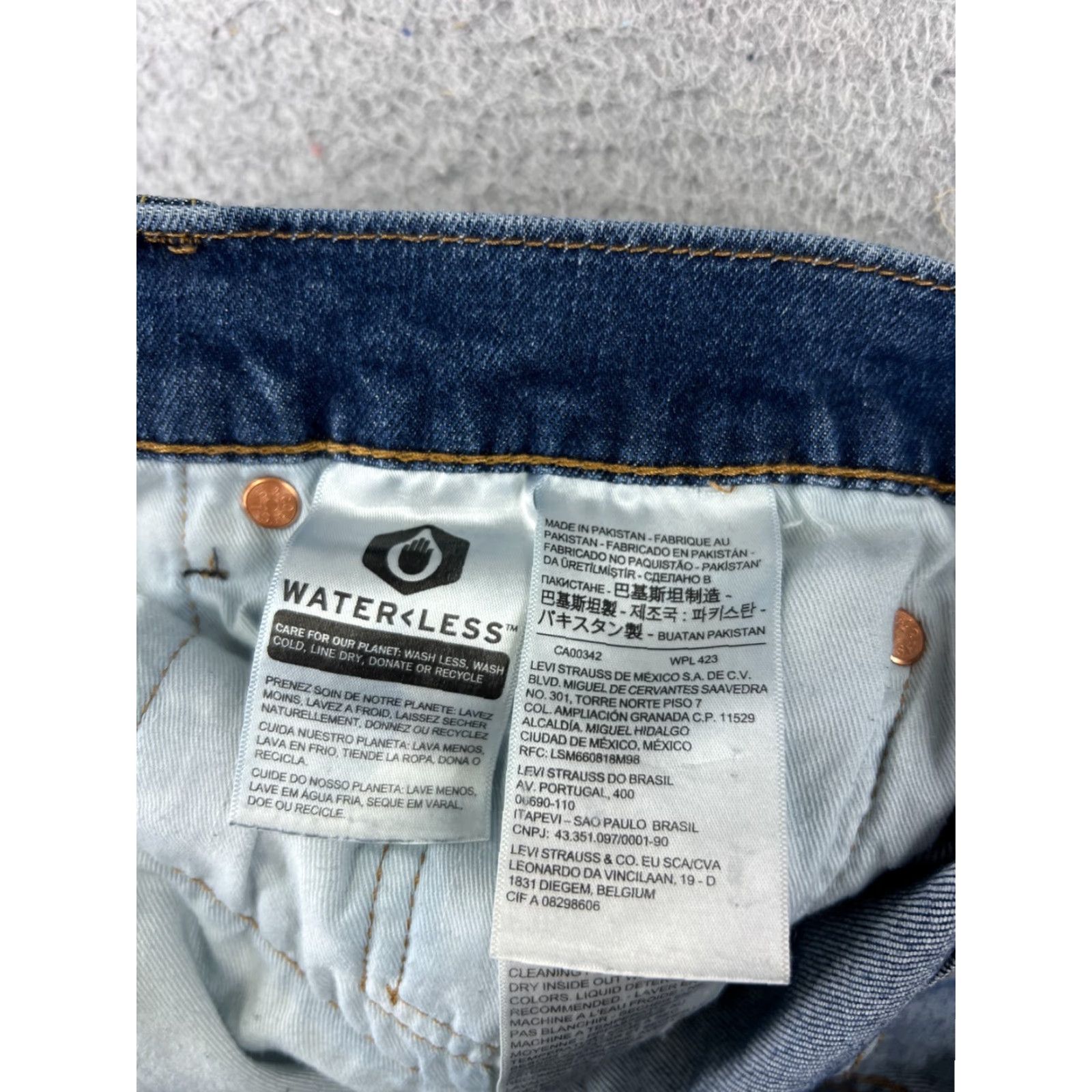 Levi's Levi's 512 Jeans Denim Blue 32x29 Regular Slim Distressed Cotton 5-Pocket Men Jeans Vintage? No Size US 32 / EU 48 - 7 Thumbnail