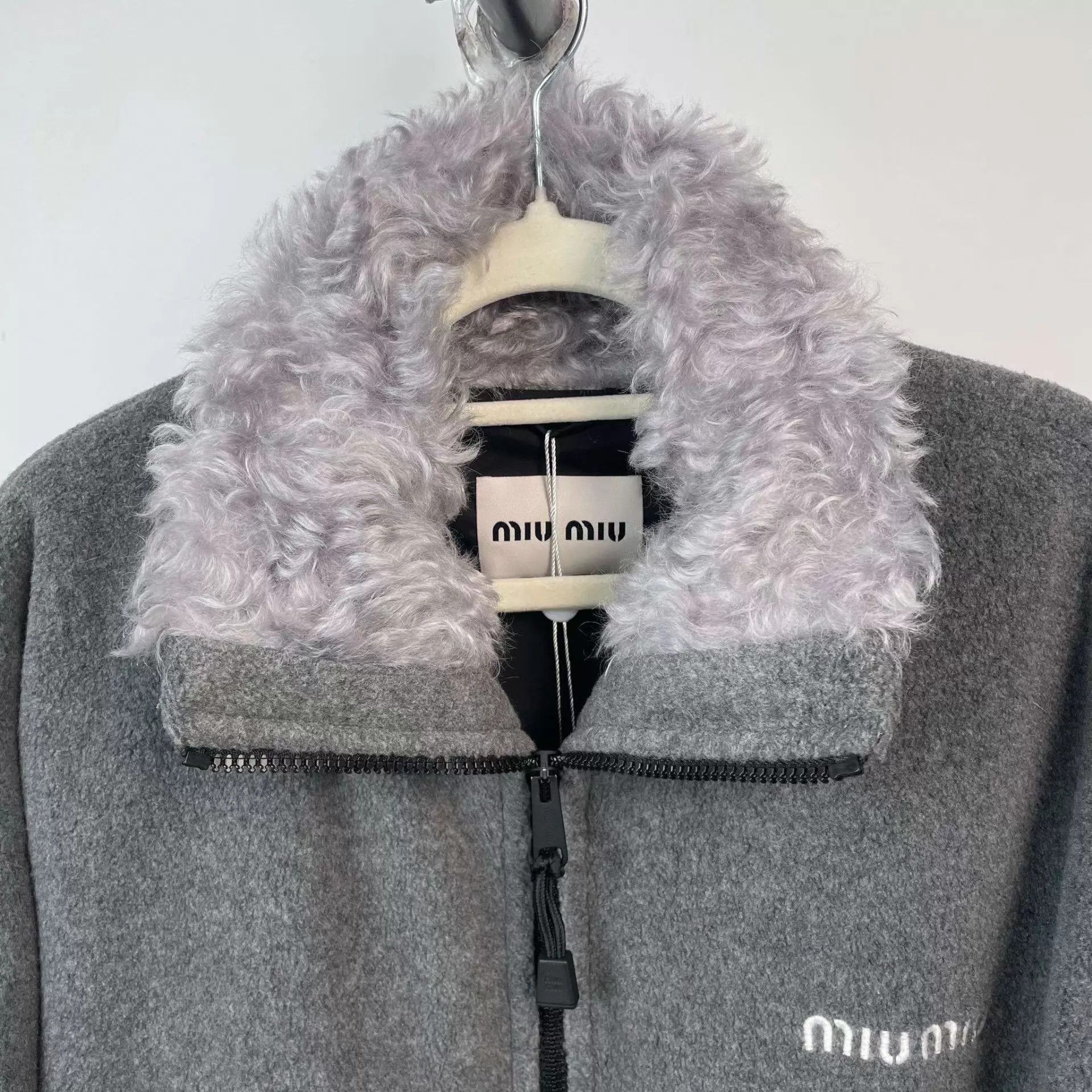 Miu Miu MIU MIU Gray Short Down Jacket 40 Size S / US 4 / IT 40 - 4 Thumbnail