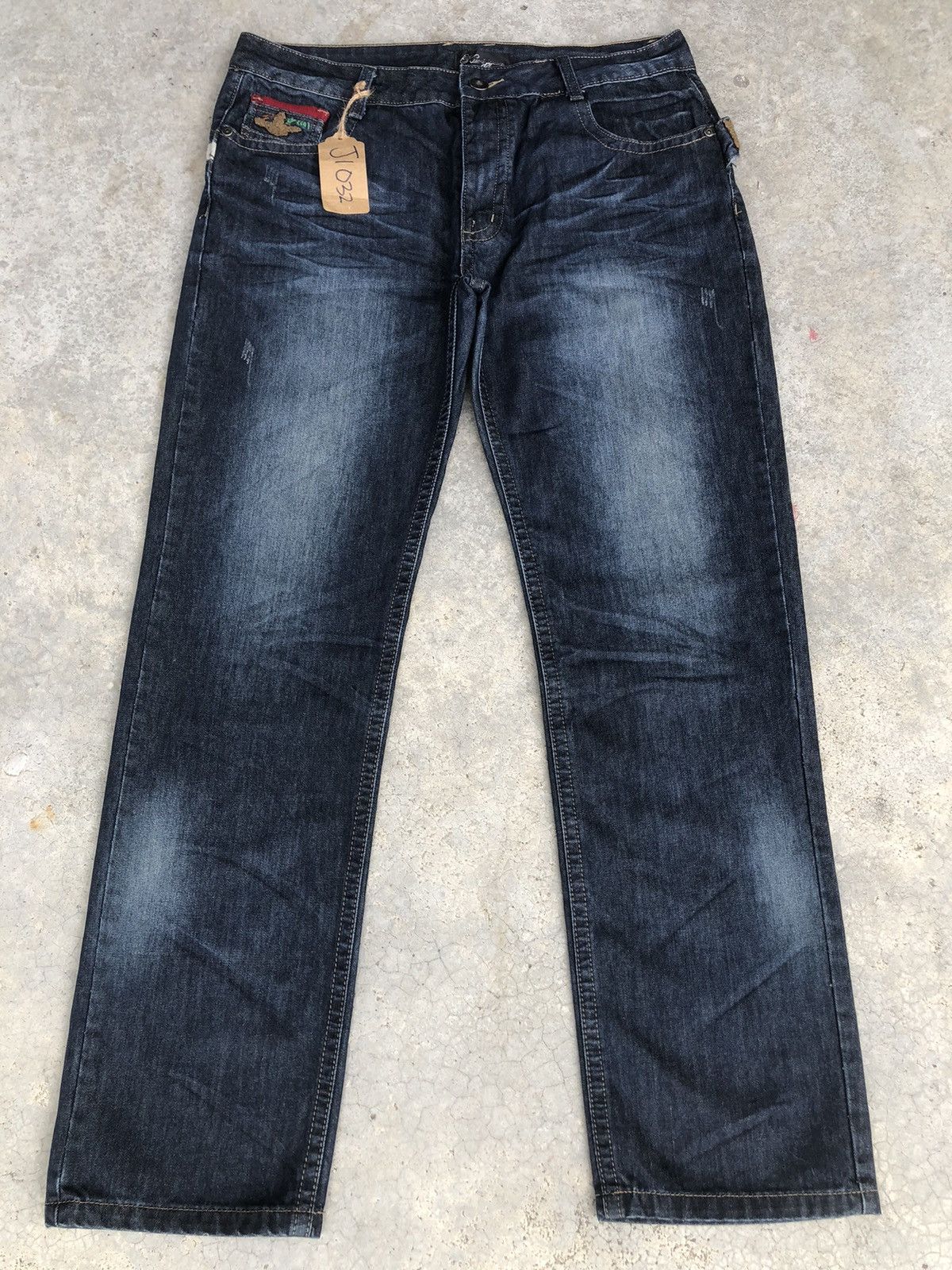 Japanese Brand Yoshitomo Nara Kurijyua Lolita Dog Distressed Size US 34 / EU 50 - 2 Thumbnail