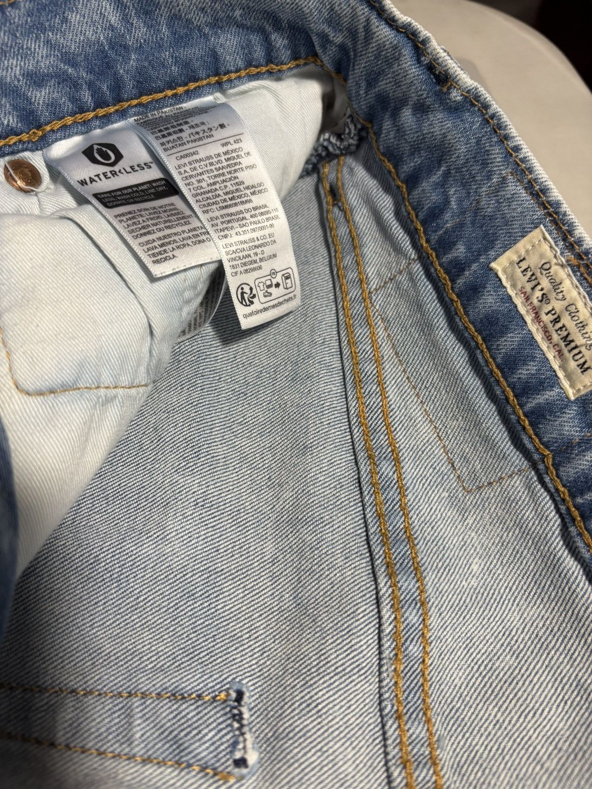 Levi's 502 Regular lt. blue Size US 31 - 3 Thumbnail