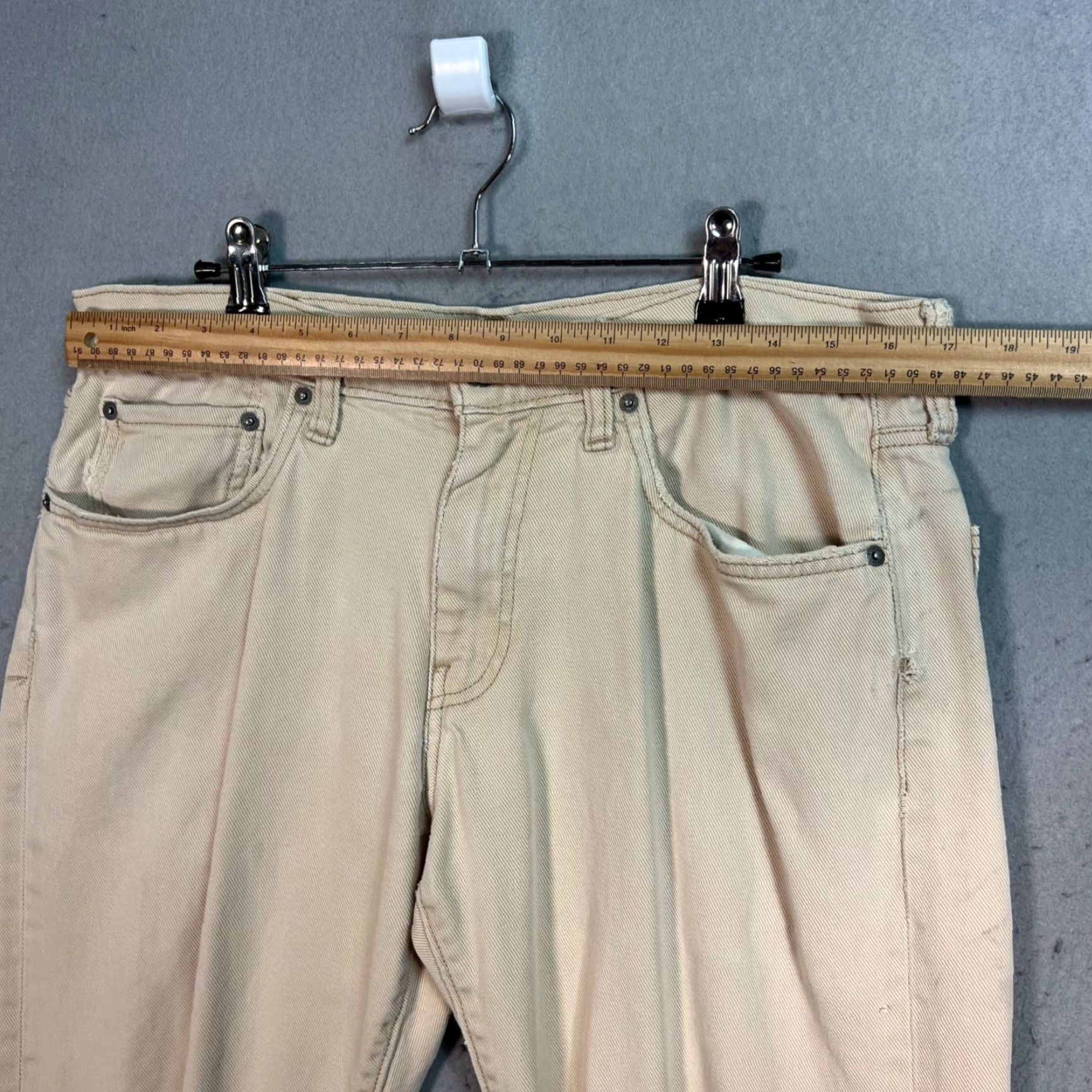 Levi's Levis 502 Beige Tapered Fit Jeans 31 x 30 Cotton Denim Men Jeans Size 31 Beige Tapered Levi's 502 Vintage/Regular Size US 31 - 5 Thumbnail