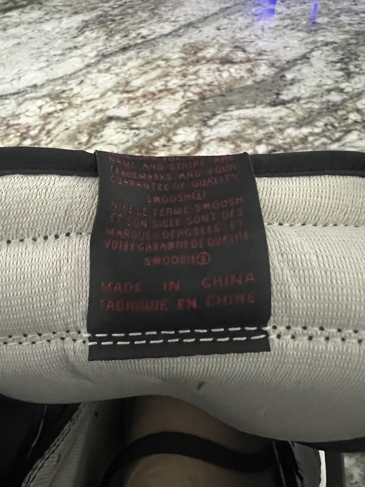 Jordan Brand Air Jordan 1 Retro High OG Banned 2016 Banned, Bred Size US 10 / EU 43 - 8 Thumbnail